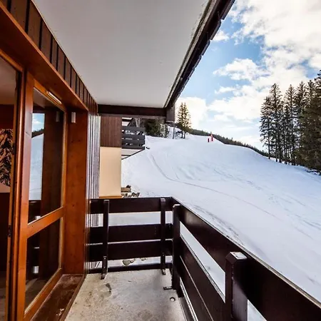 Superbe Vue, Acces Skis Aux Pieds, Tres Agreable Lägenhet Courchevel
