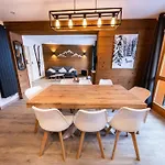 Apartment Superbe Vue, Acces Skis Aux Pieds, Tres Agreable