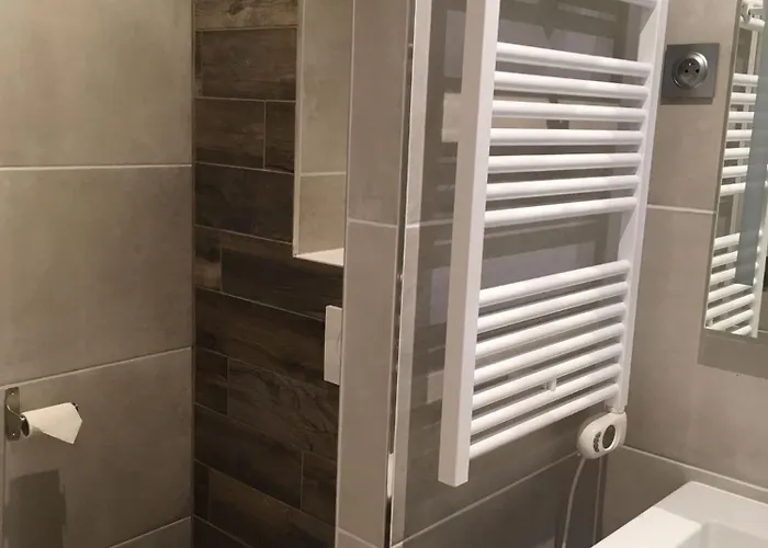 Superbe Vue, Acces Skis Aux Pieds, Tres Agreable Apartament Courchevel